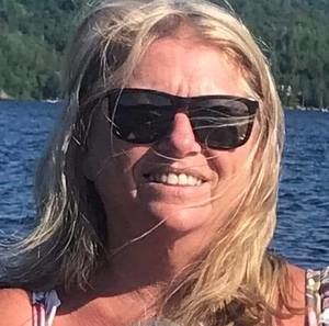 Meet your Posher, Raymonde